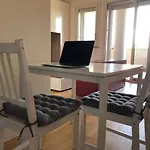 Kamchu Apartments Studio With Terrace Near Metro Con Vista