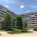 Kamchu Apartments Studio With Terrace Near Metro Con Vista