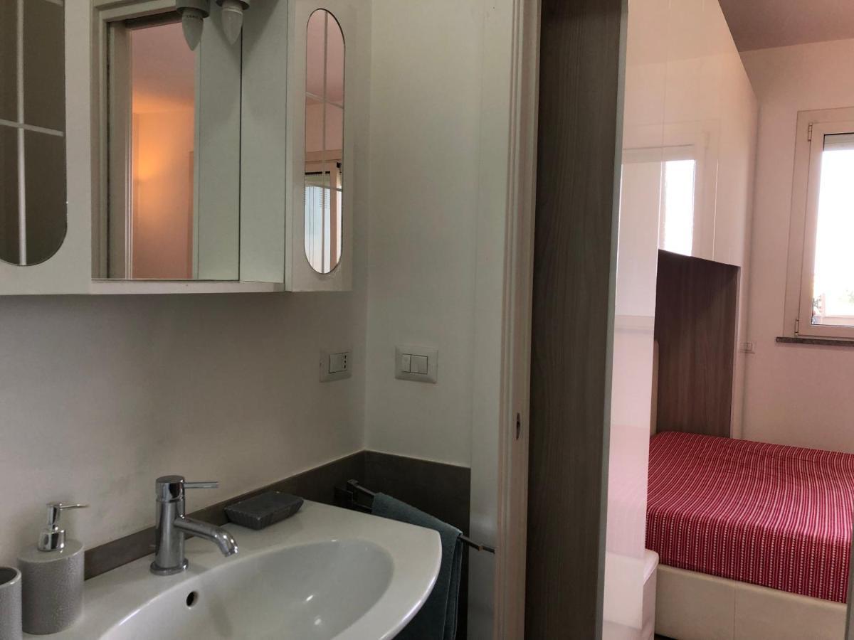 Apartment Kamchu With Terrace Near Metro Con Vista Rom